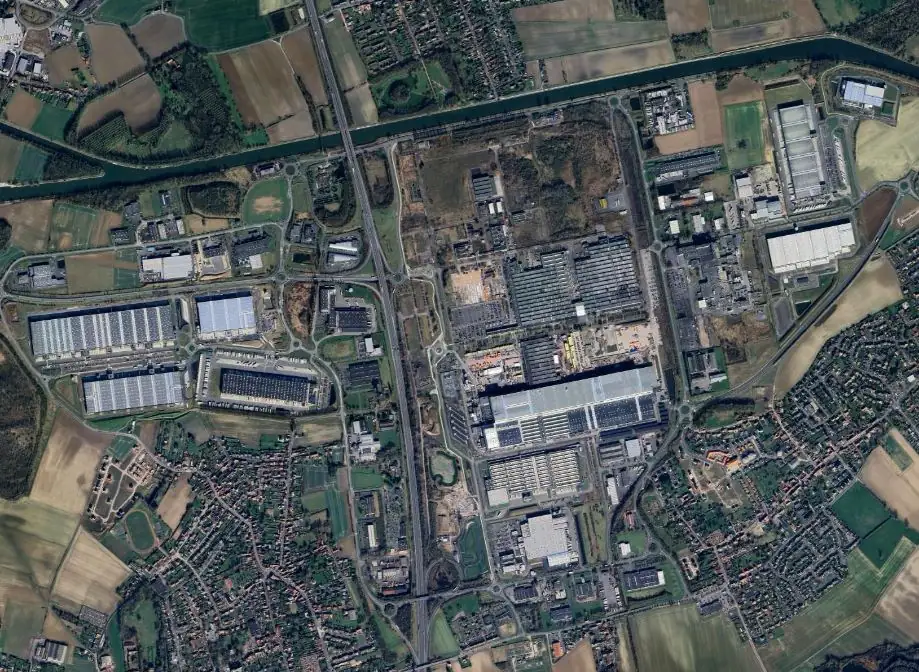 Vue aérienne du Parc des Industries Artois-Flandres à Douvrin